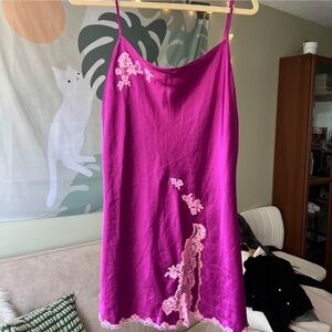vintage victoria's secret slip dress with lace trim! size L
